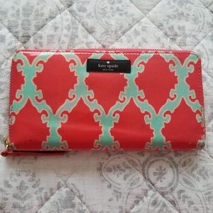 Kate Spade Medium size Wristlet